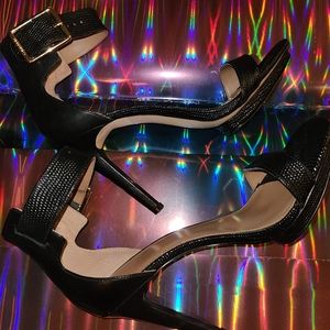 Vintage Calvin Klein Leather Platform Ankle Strap Black Heels Size 8